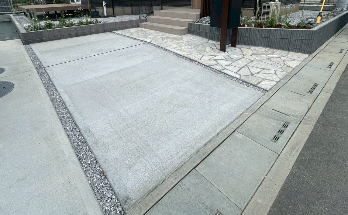 施工後　アプローチ