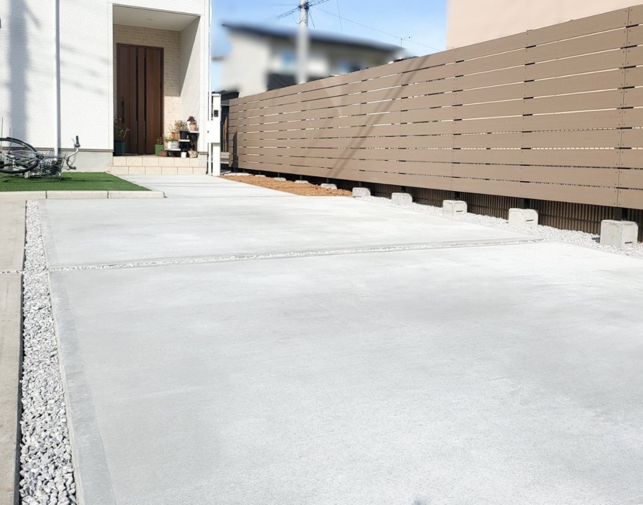 施工後　玄関アプローチ